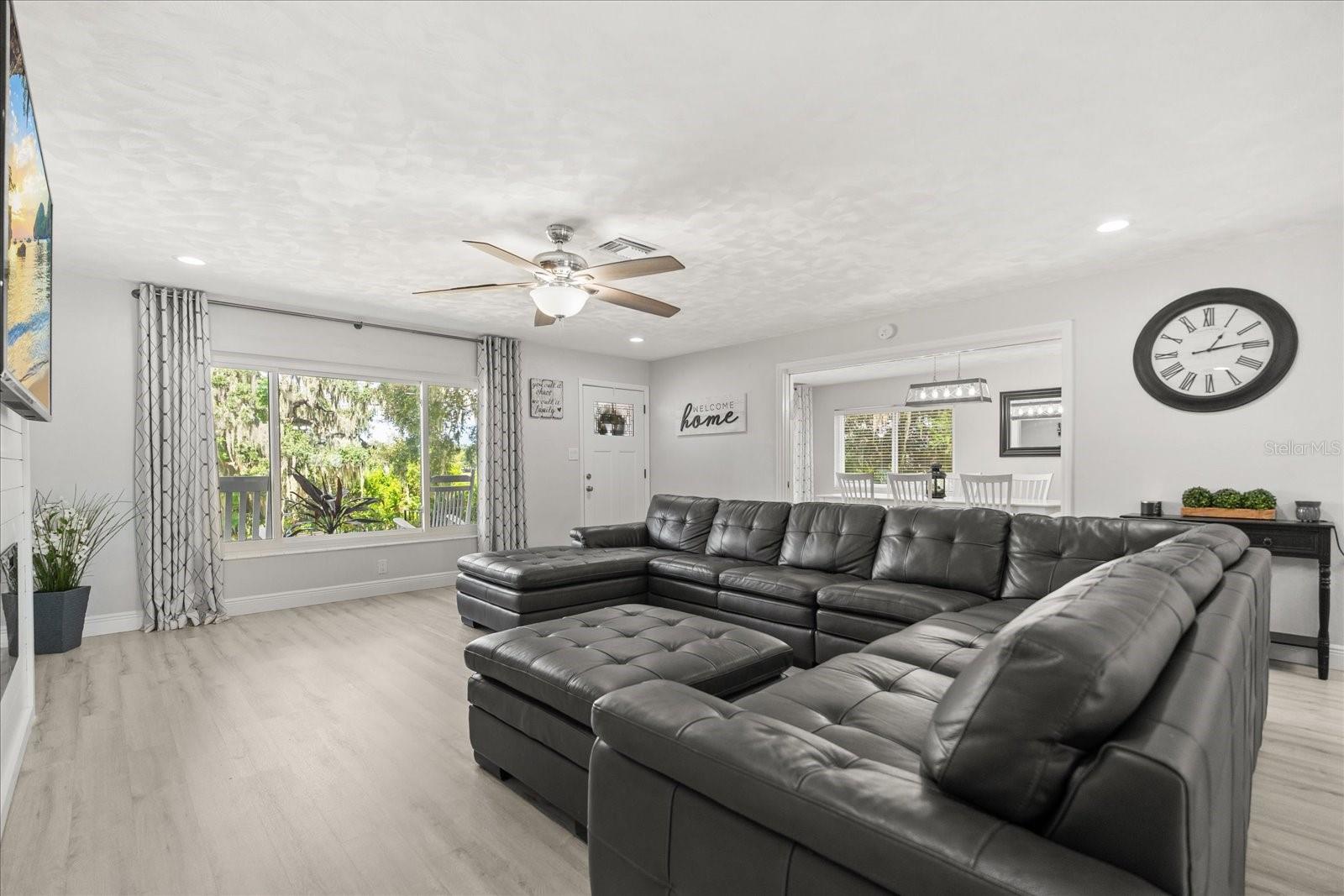 Image 8 of 43 For 1210 Caroline Street