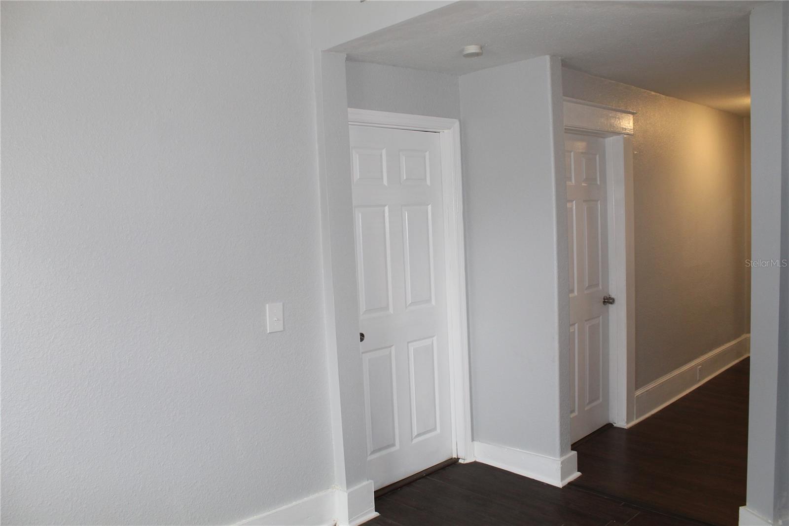 Image 14 of 65 For 1317 Main Street