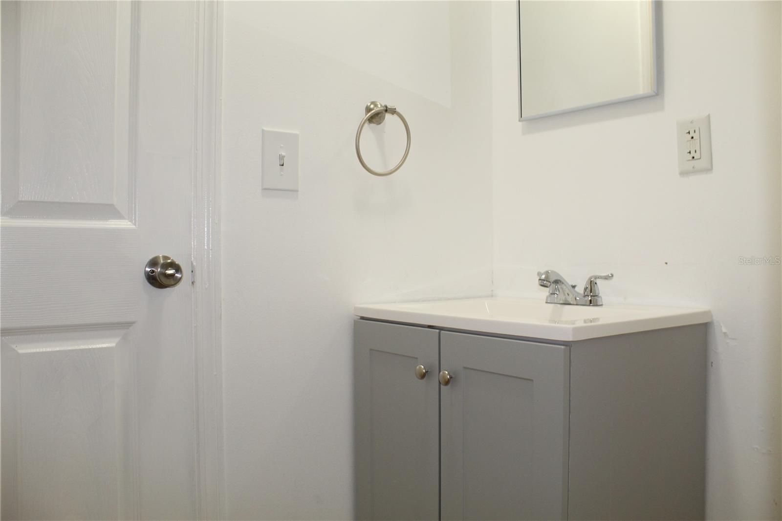 Image 24 of 65 For 1317 Main Street