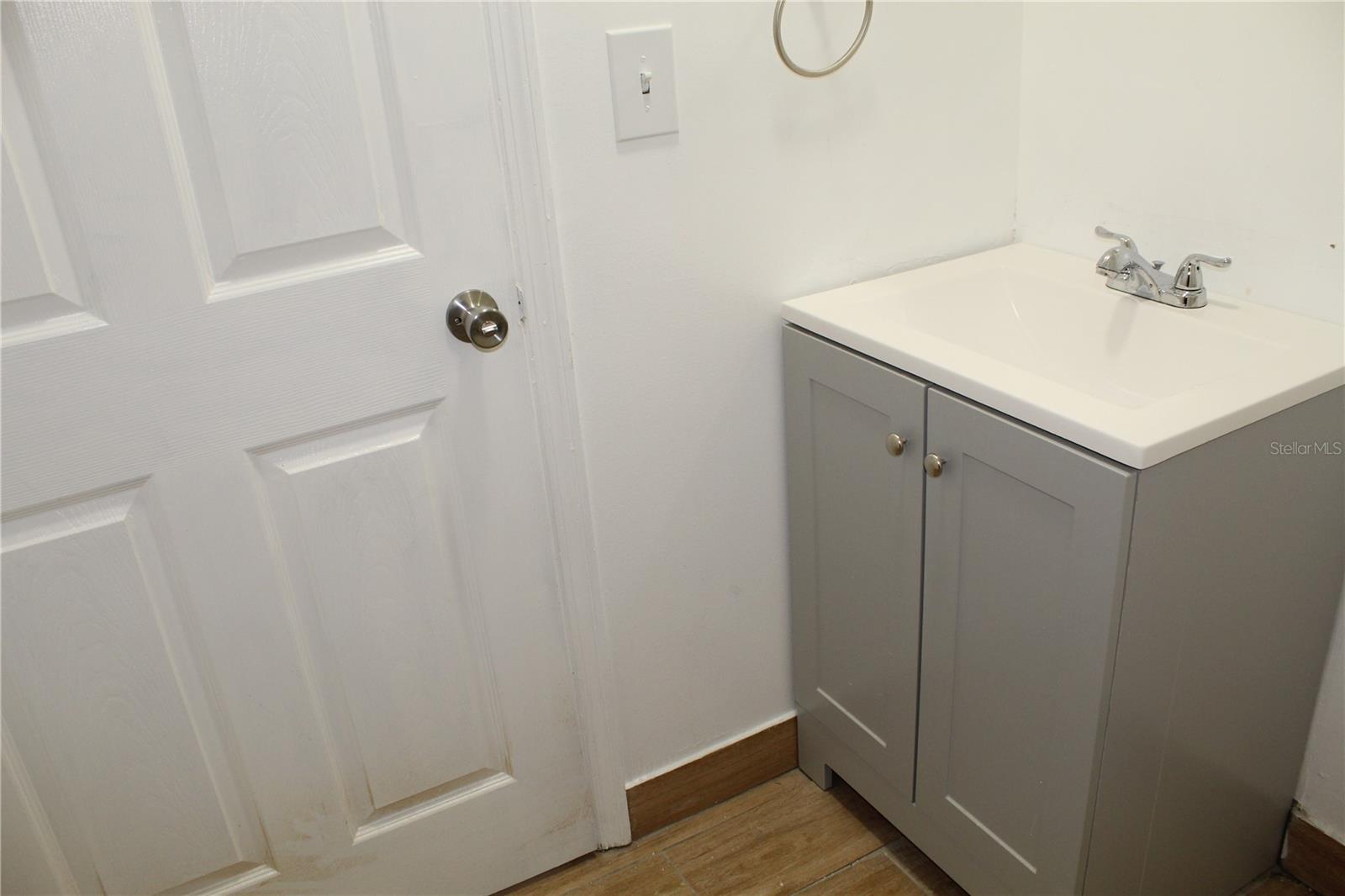 Image 25 of 65 For 1317 Main Street