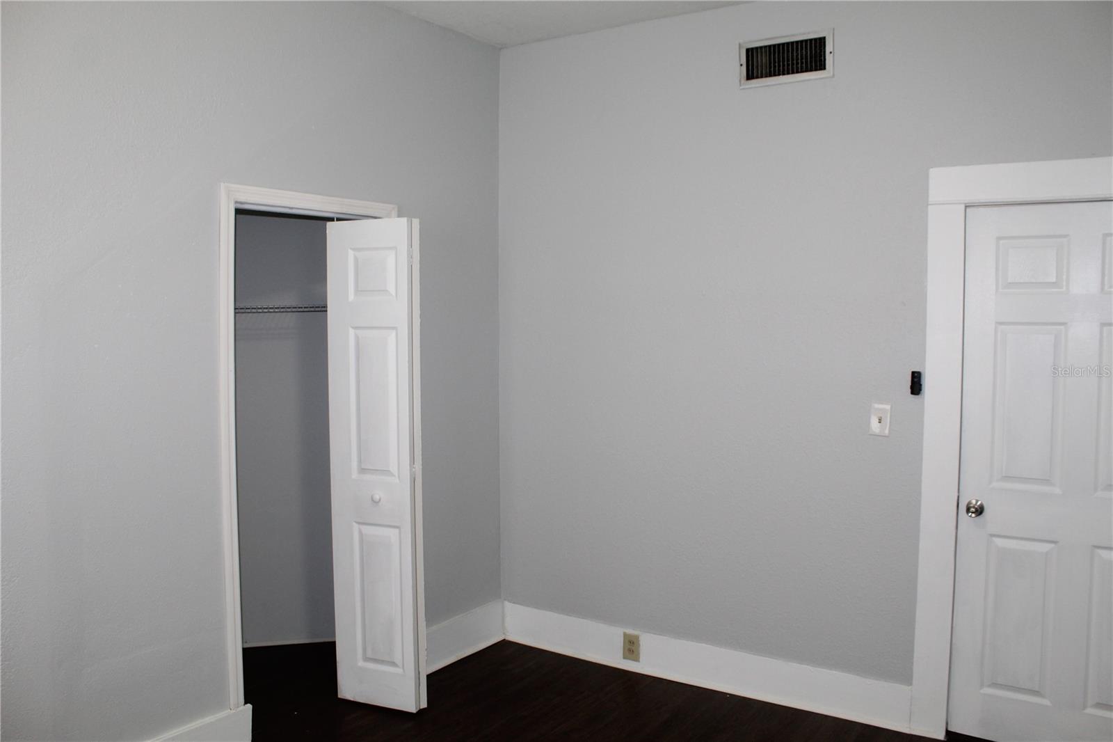 Image 33 of 65 For 1317 Main Street