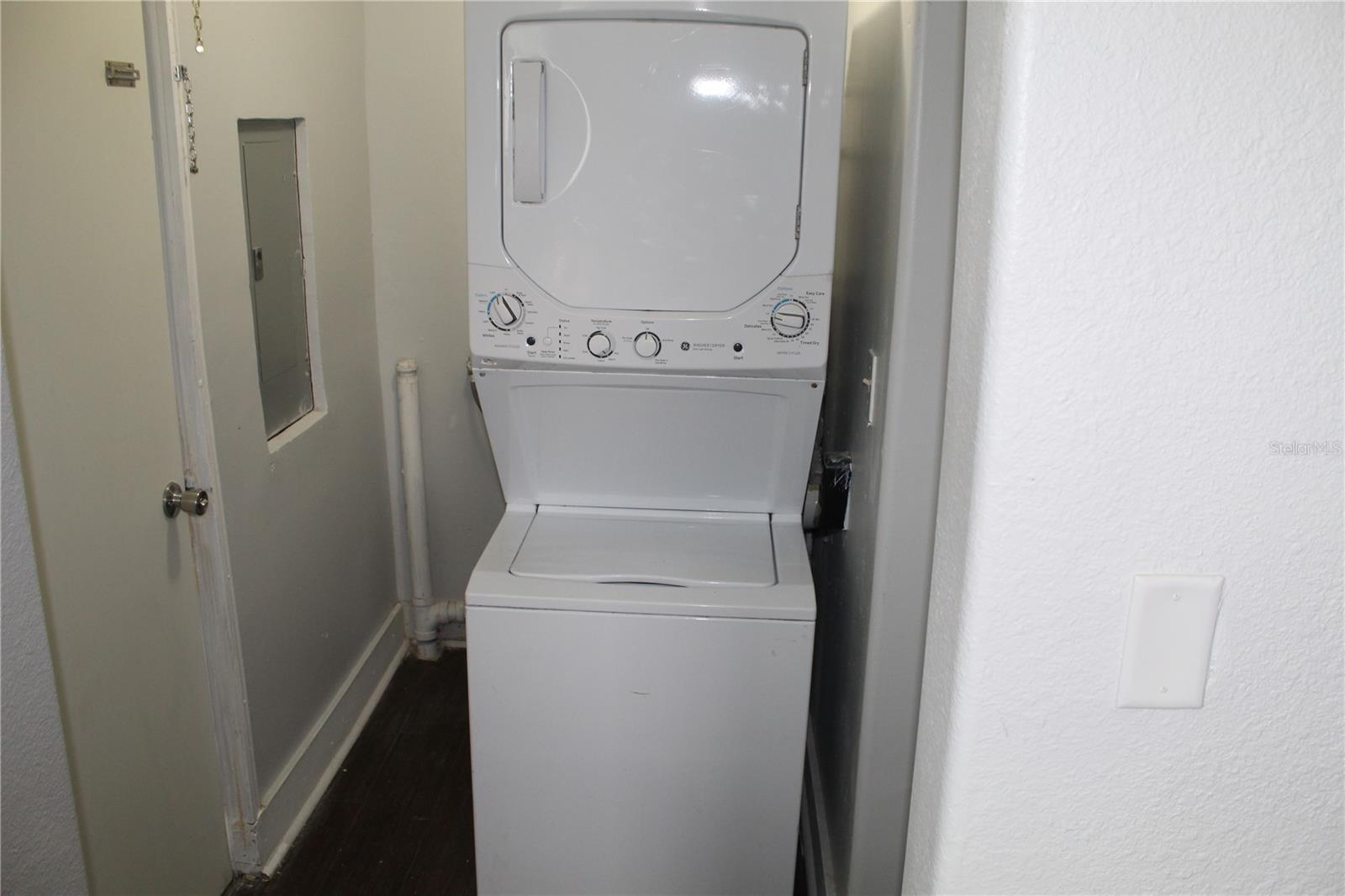 Image 38 of 65 For 1317 Main Street