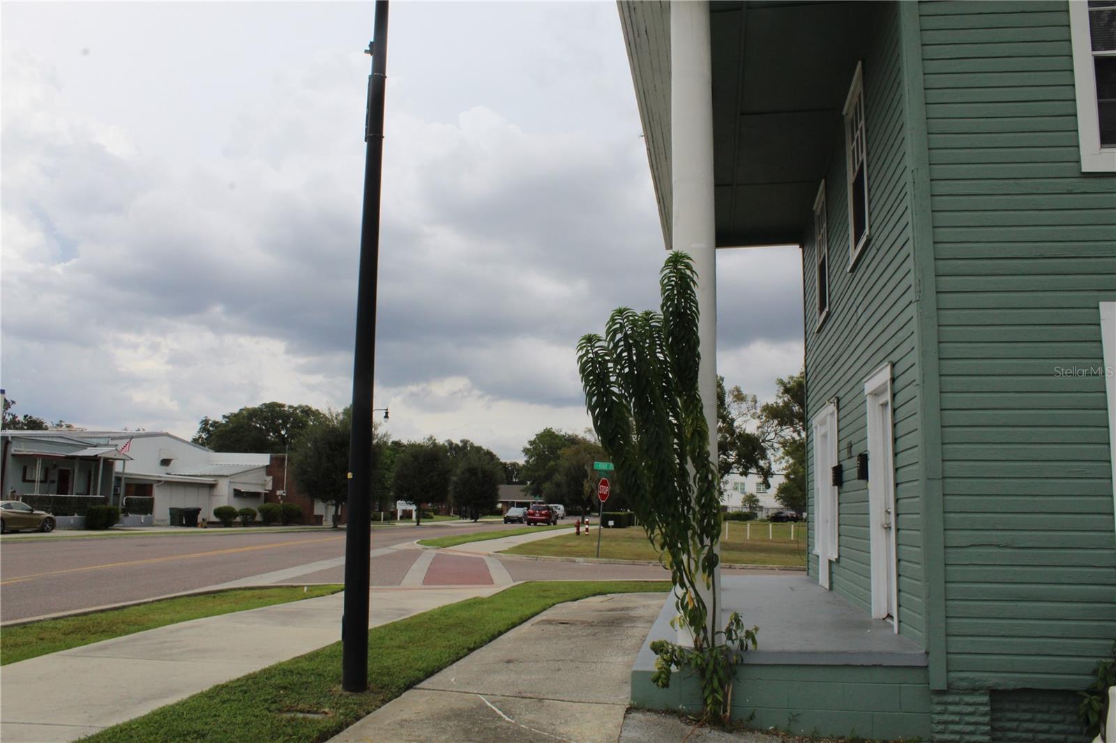 Image 4 of 65 For 1317 Main Street