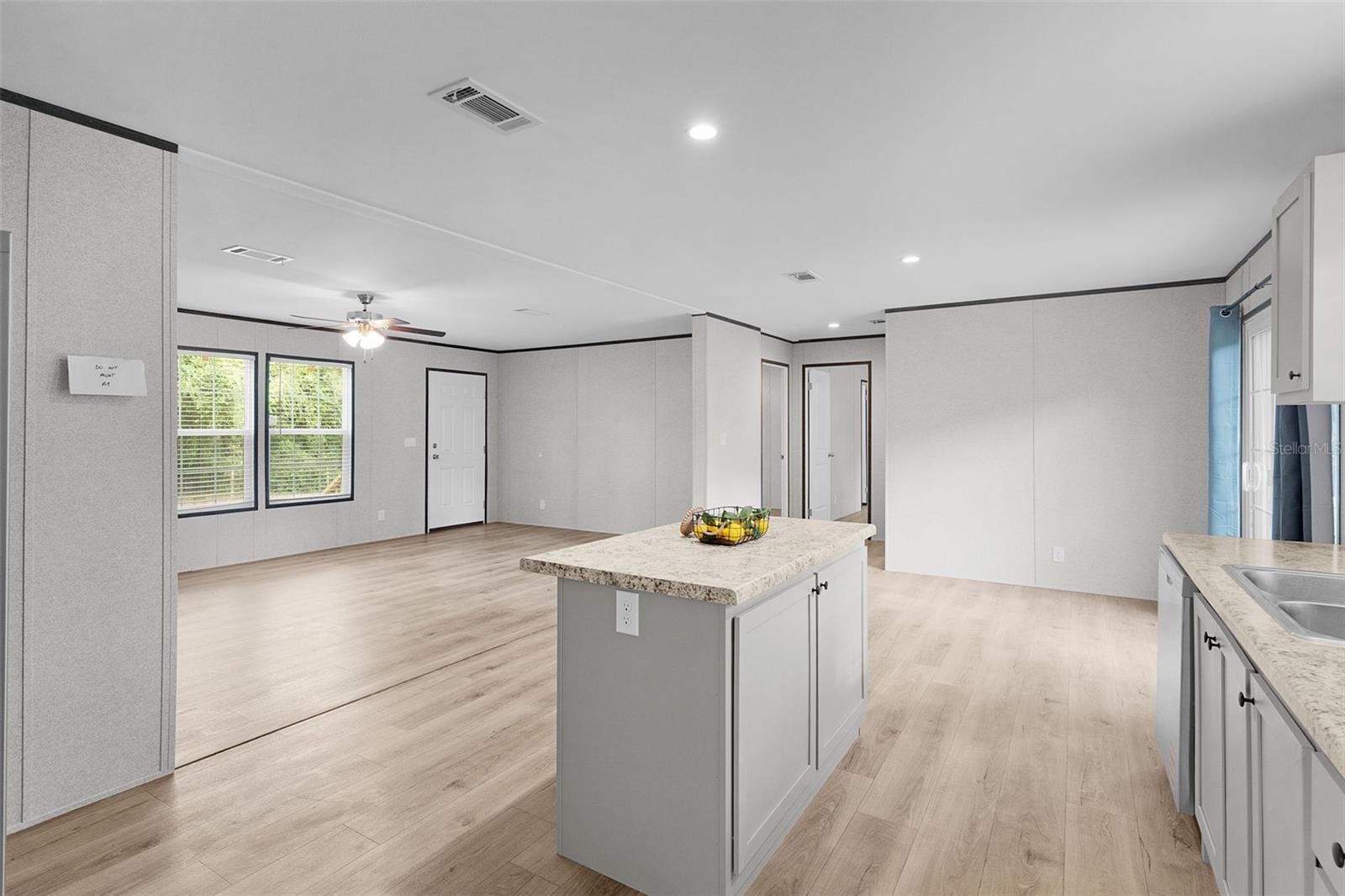 Image 12 of 40 For 11487 42nd Terrace