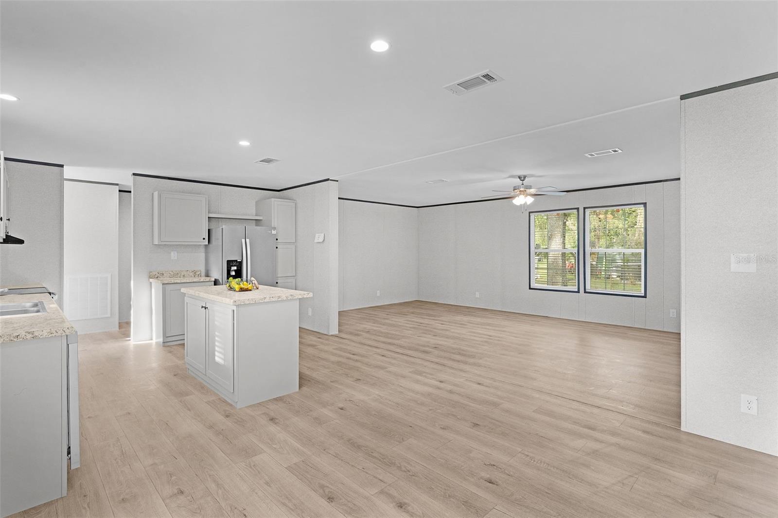 Image 17 of 40 For 11487 42nd Terrace