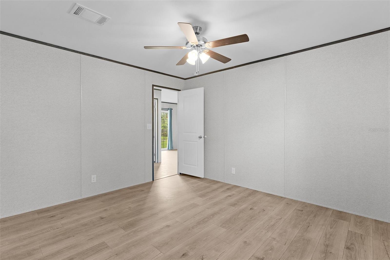 Image 31 of 40 For 11487 42nd Terrace