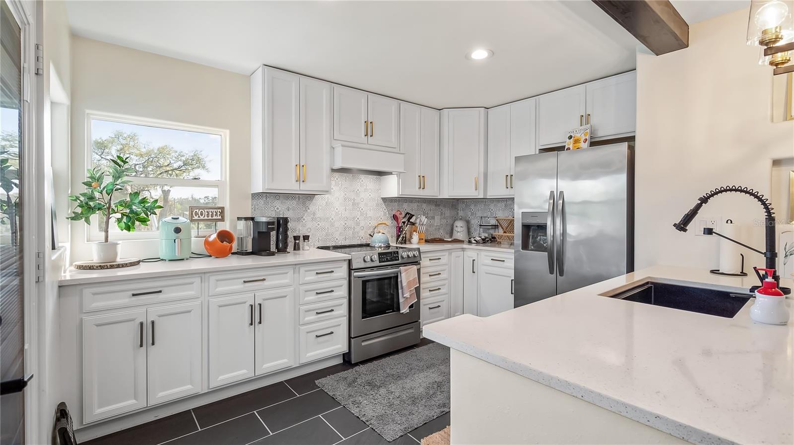 Image 24 of 46 For 1620 5th Street