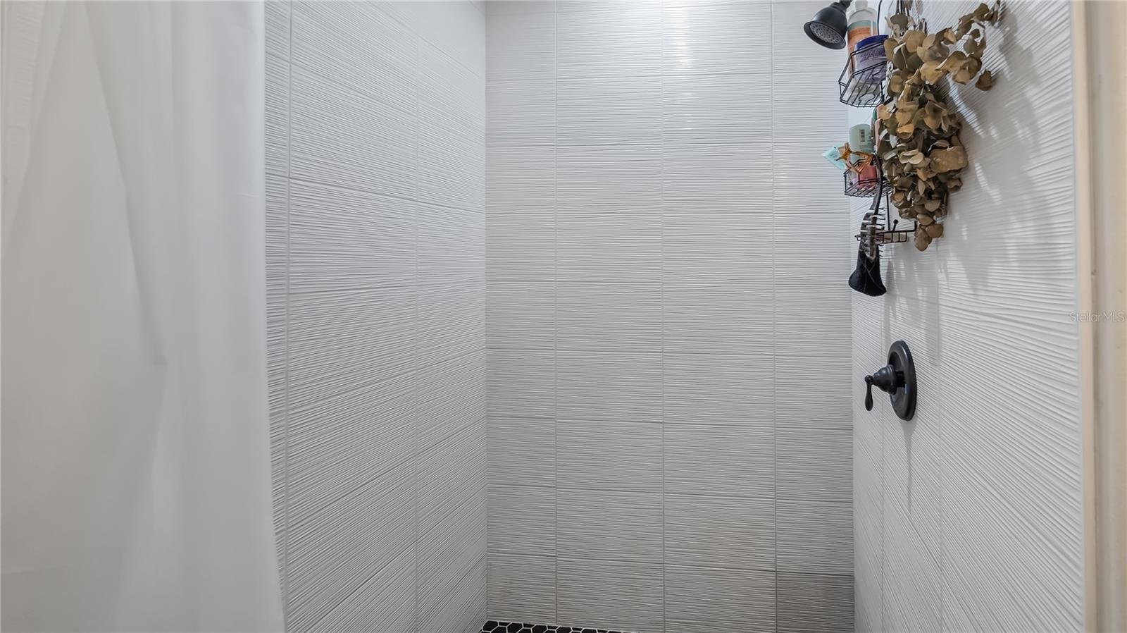 Image 39 of 46 For 1620 5th Street
