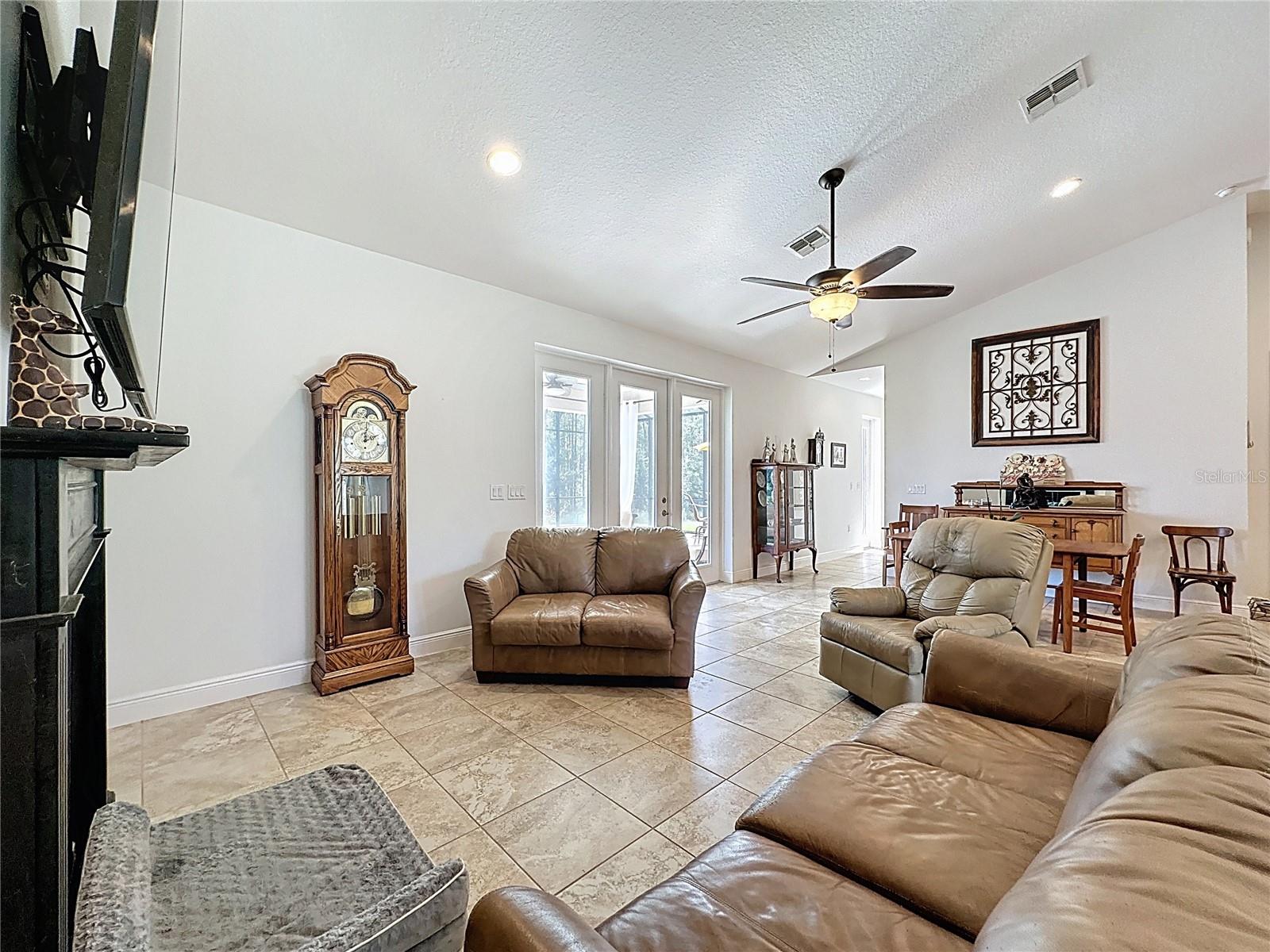 Image 25 of 91 For 11200 Buckhill Lane