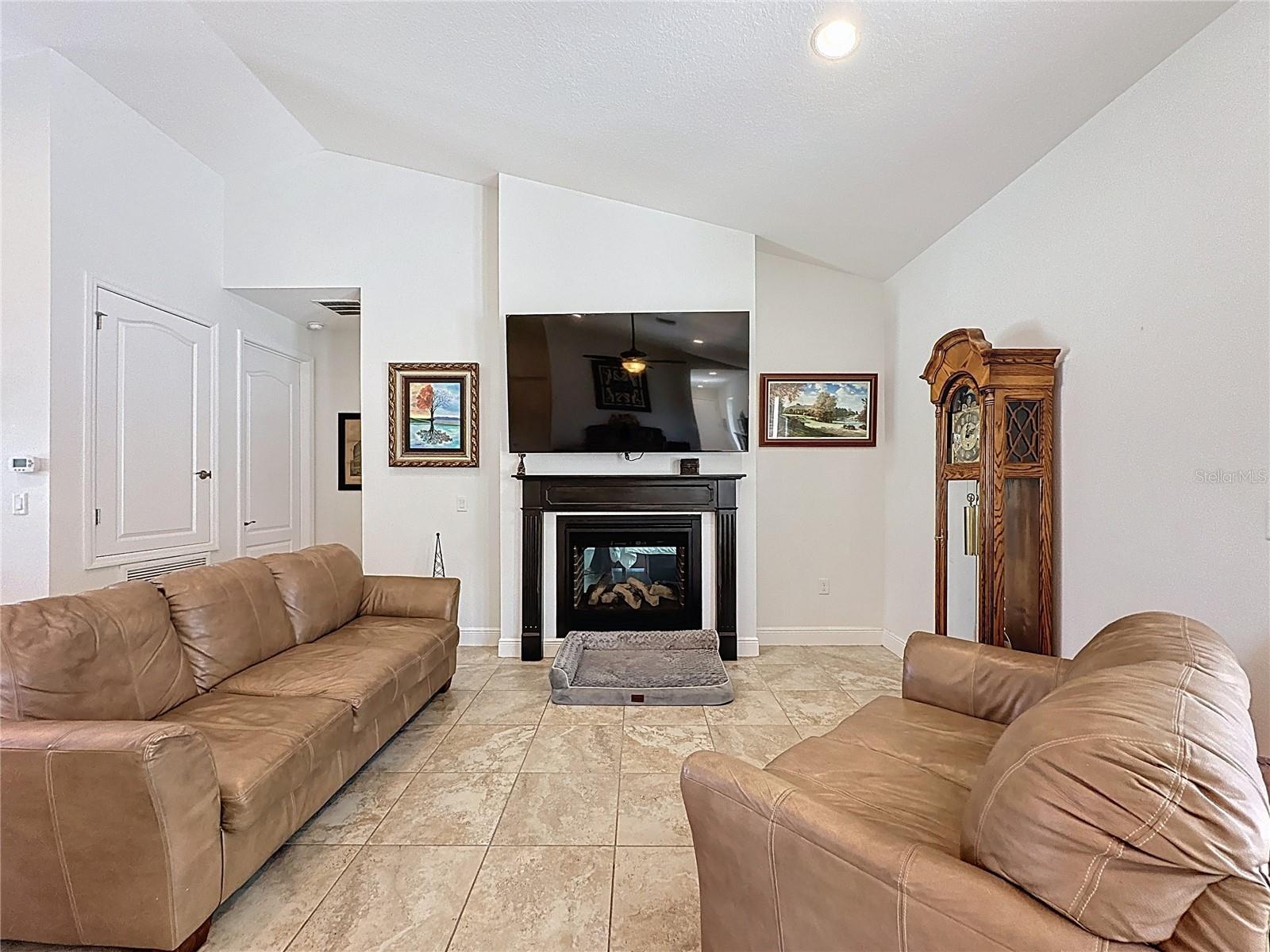 Image 29 of 91 For 11200 Buckhill Lane