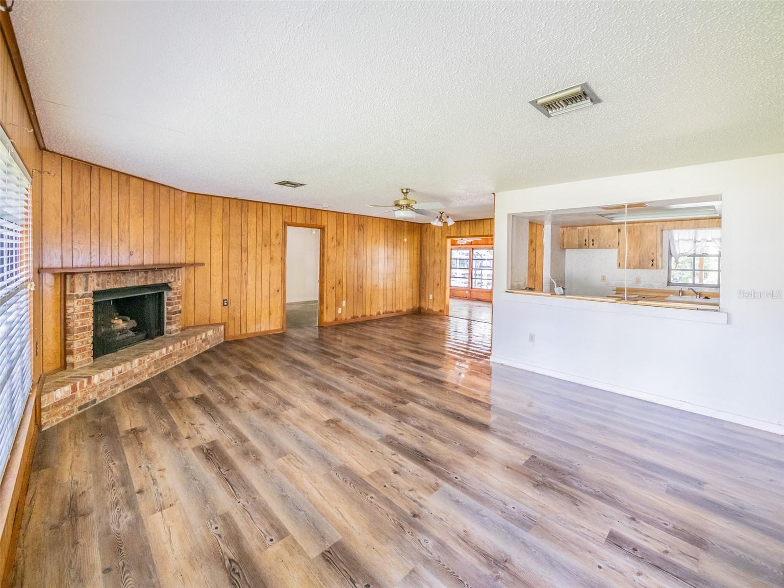 Image 3 of 11 For 55746 Carroll Street