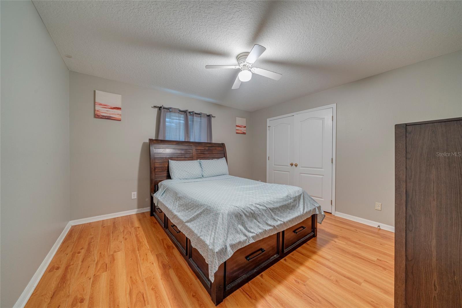 Image 17 of 22 For 13718 Colina Court