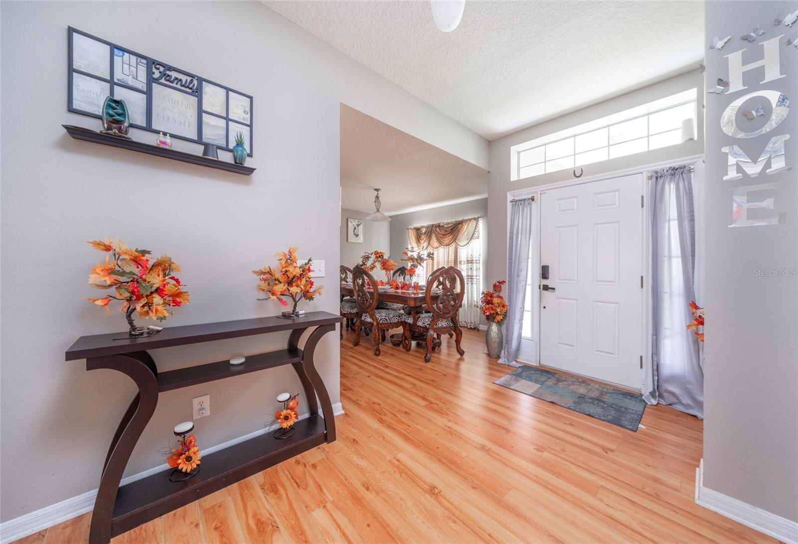 Image 4 of 22 For 13718 Colina Court