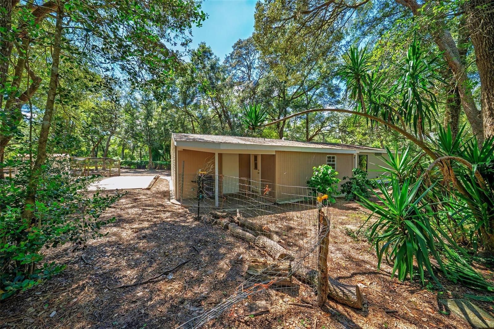 Image 42 of 50 For 20335 Snipe Road