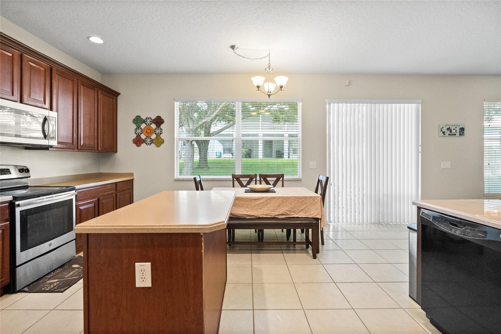 Image 10 of 30 For 15319 Montauk Lane