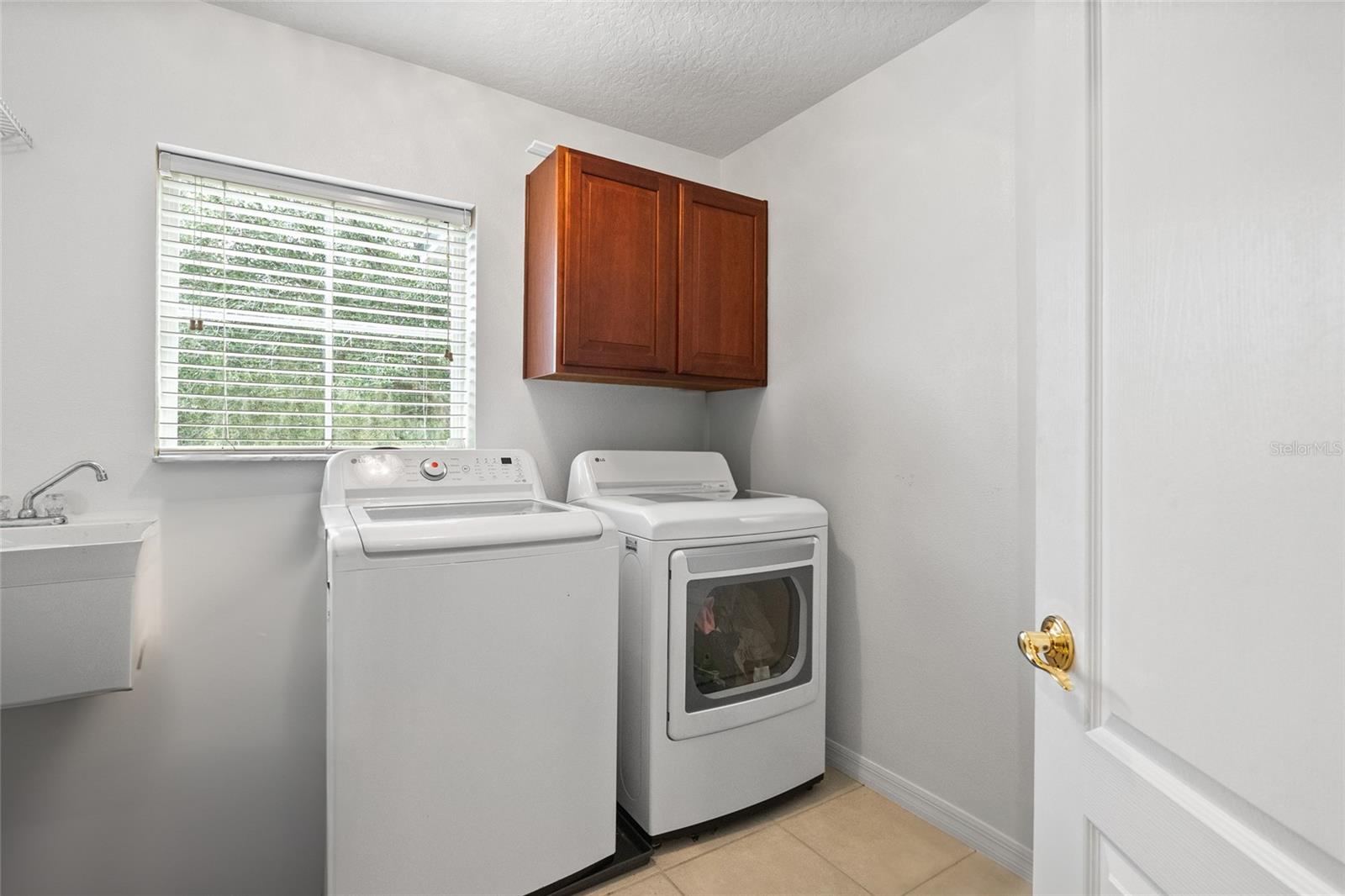 Image 18 of 30 For 15319 Montauk Lane