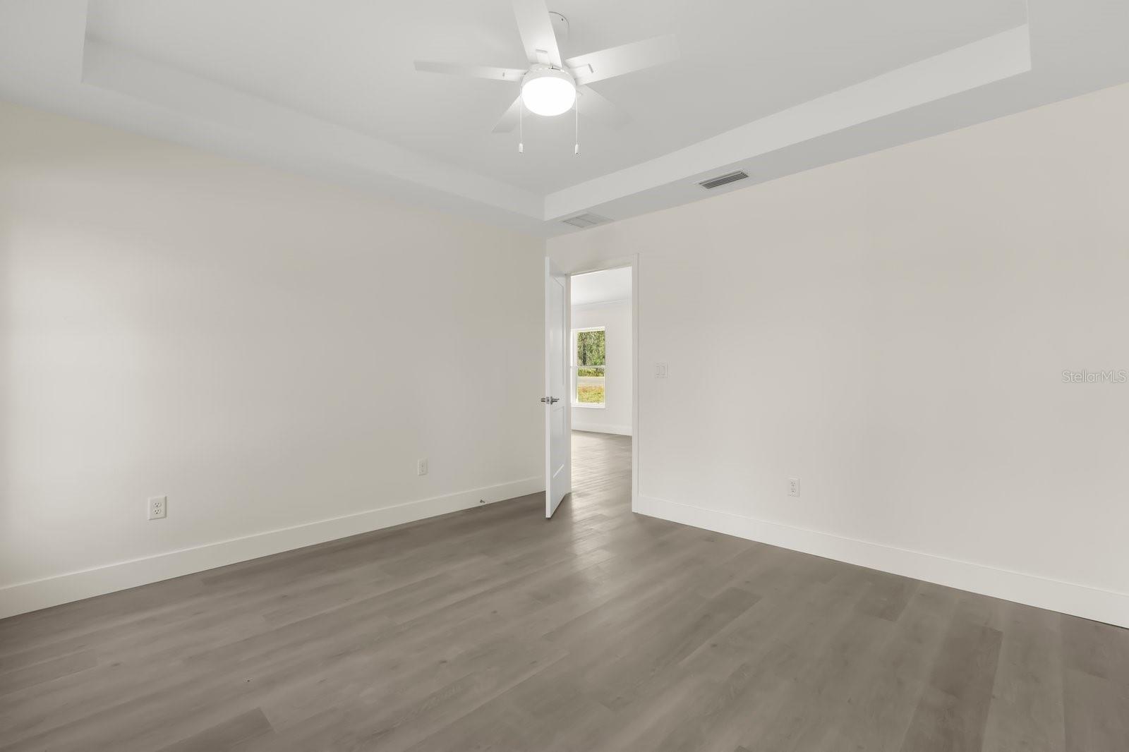 Image 14 of 37 For 32 Fisher Lane Way