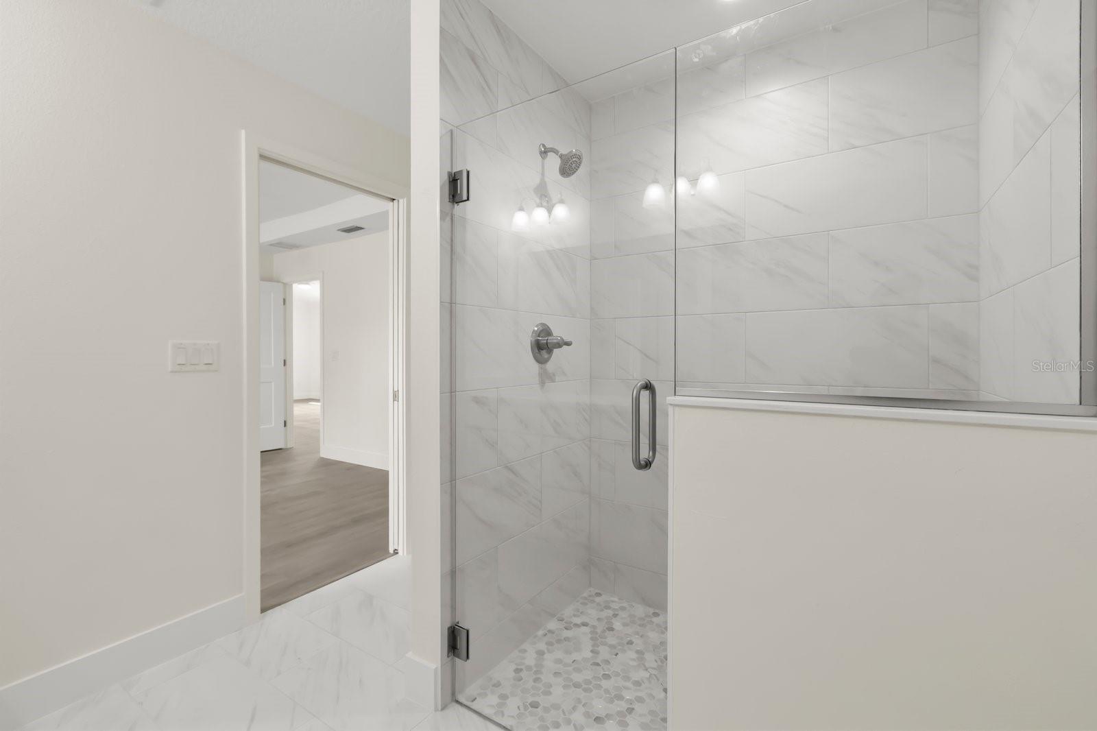 Image 18 of 37 For 32 Fisher Lane Way