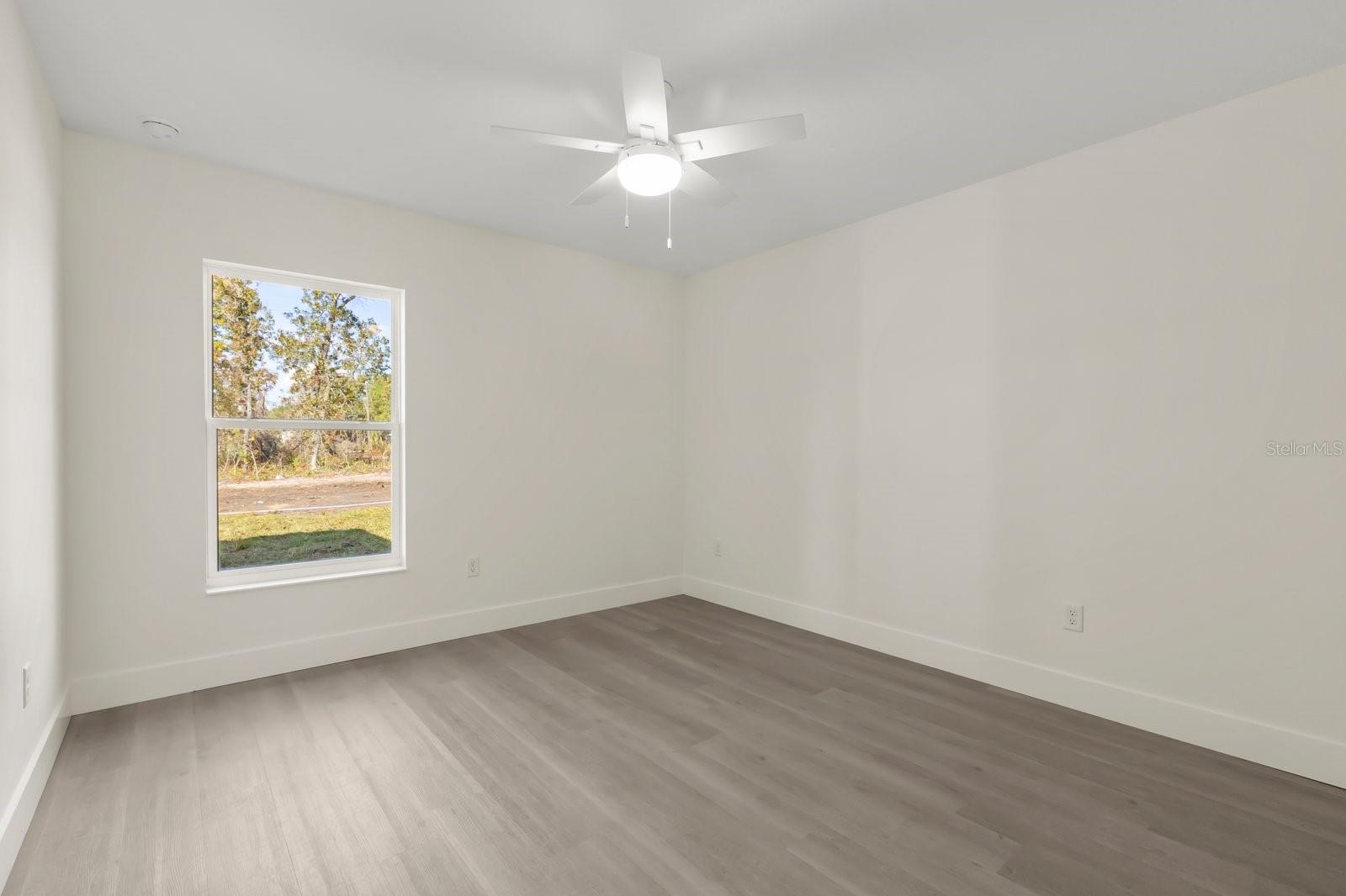 Image 22 of 37 For 32 Fisher Lane Way