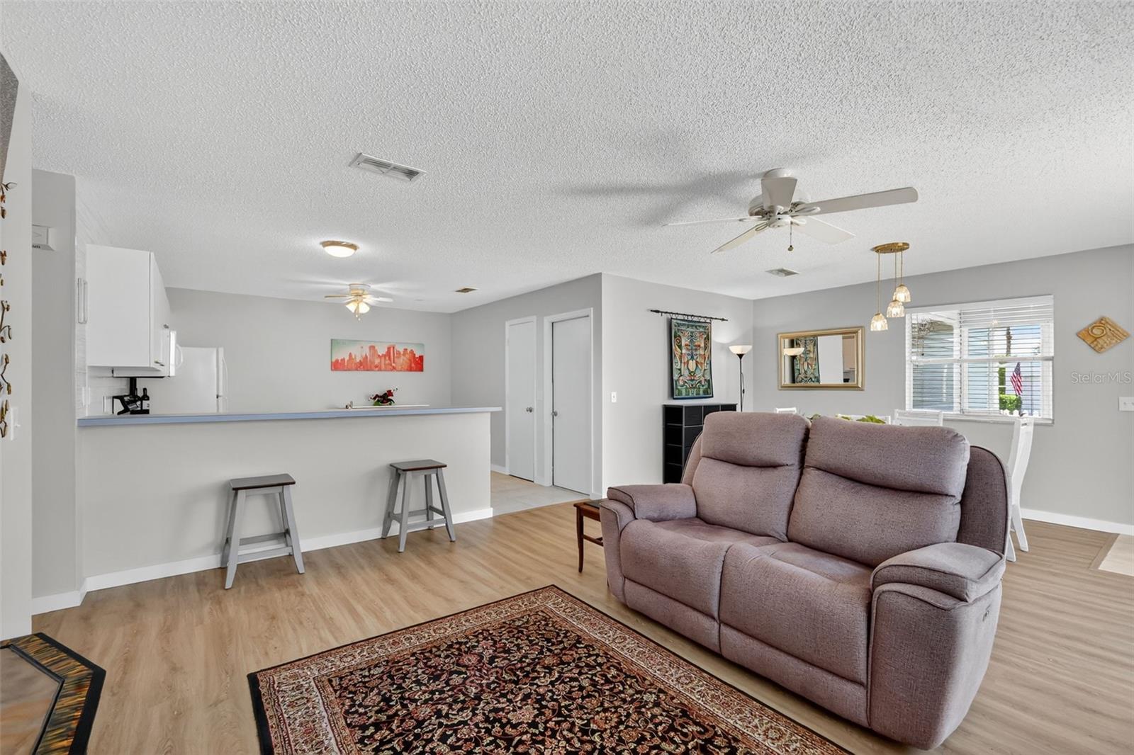 Image 10 of 31 For 729 Dumas Street