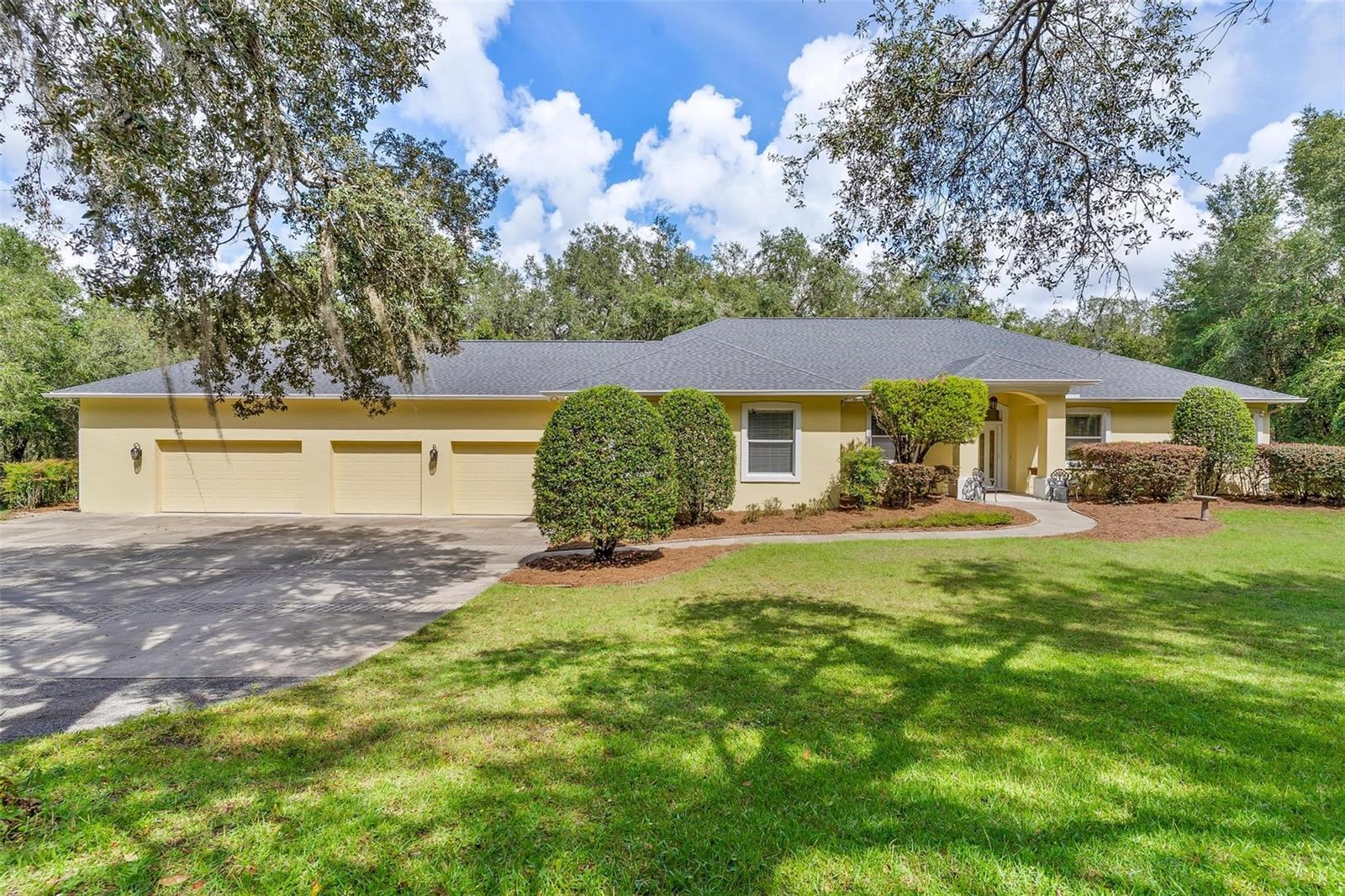 Details for 5625 Lake Griffin Road, LADY LAKE, FL 32159