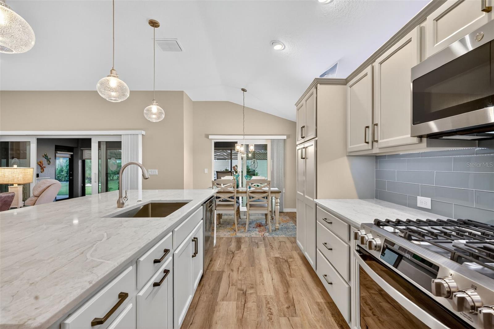 Image 8 of 38 For 2771 Chimborazo Way