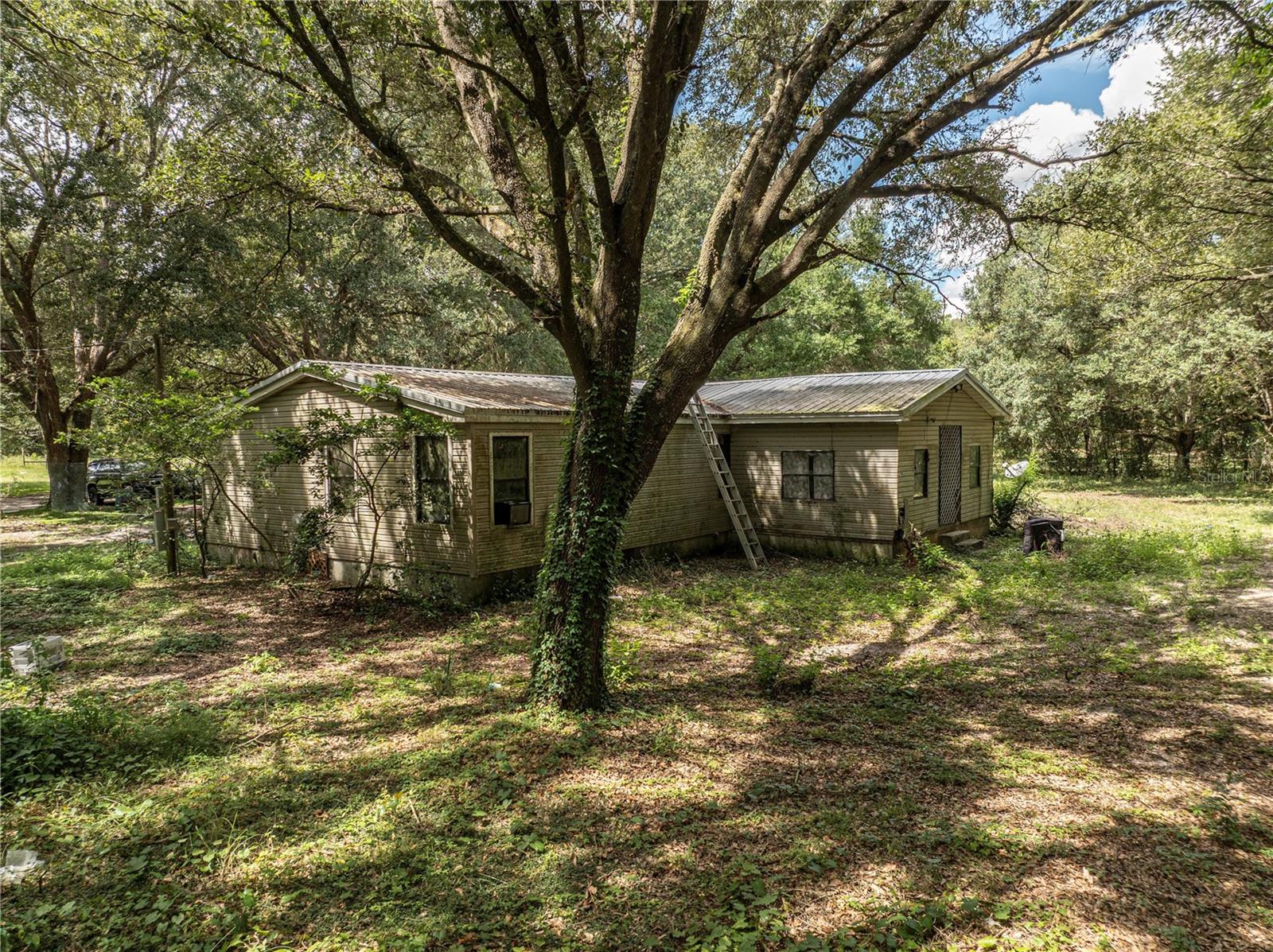 Image 4 of 19 For 2946 21st Avenue