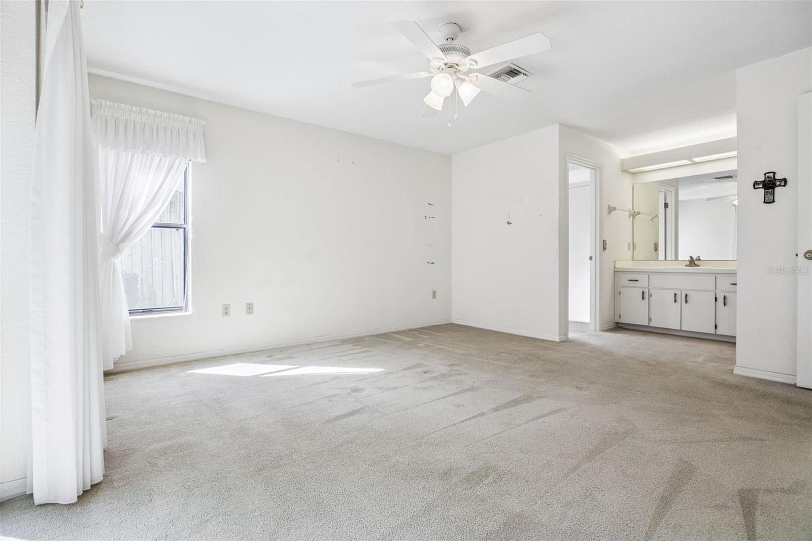 Image 15 of 35 For 33006 Indian Woods Drive