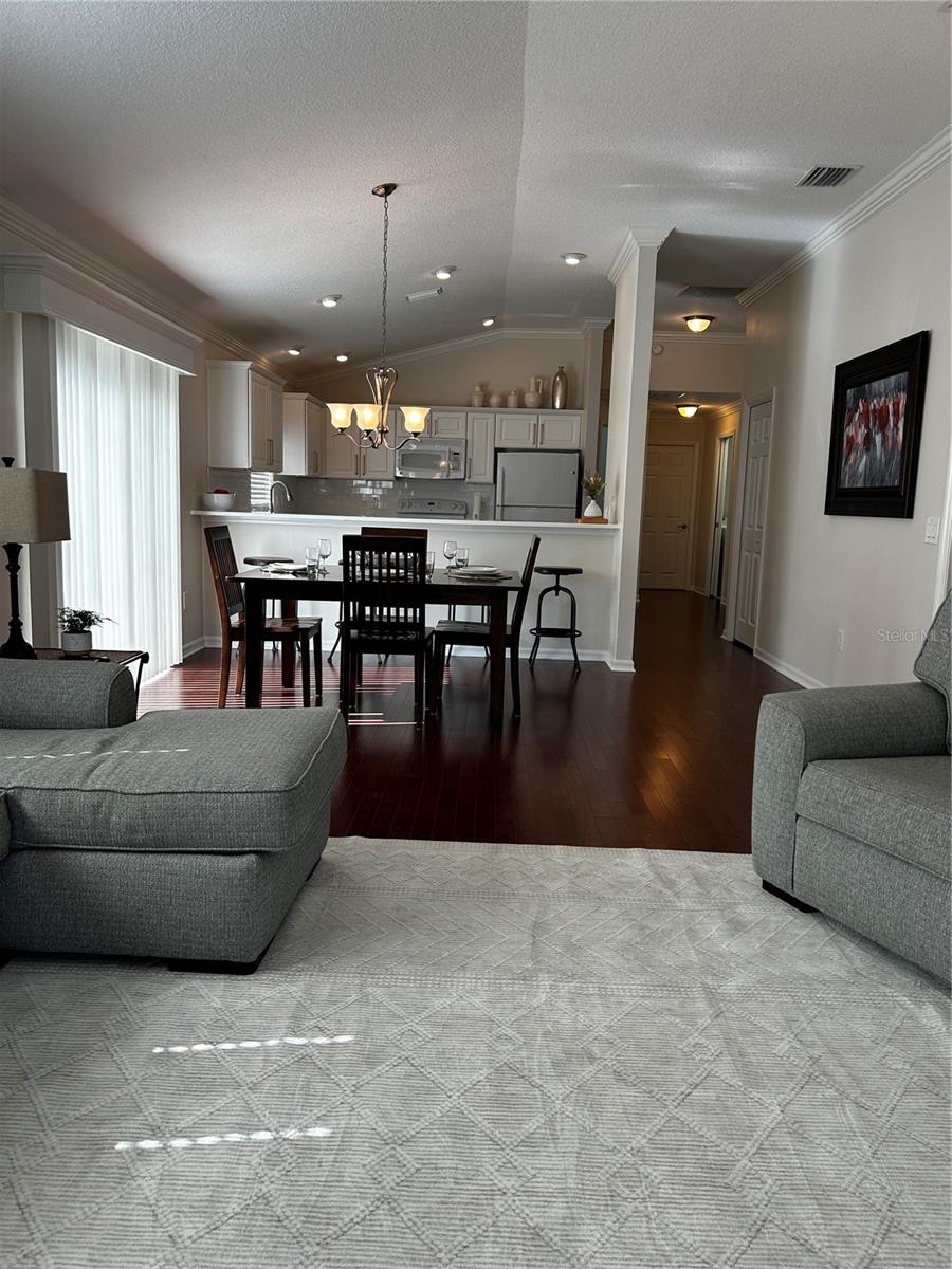 Image 14 of 40 For 1204 Flamingo Place