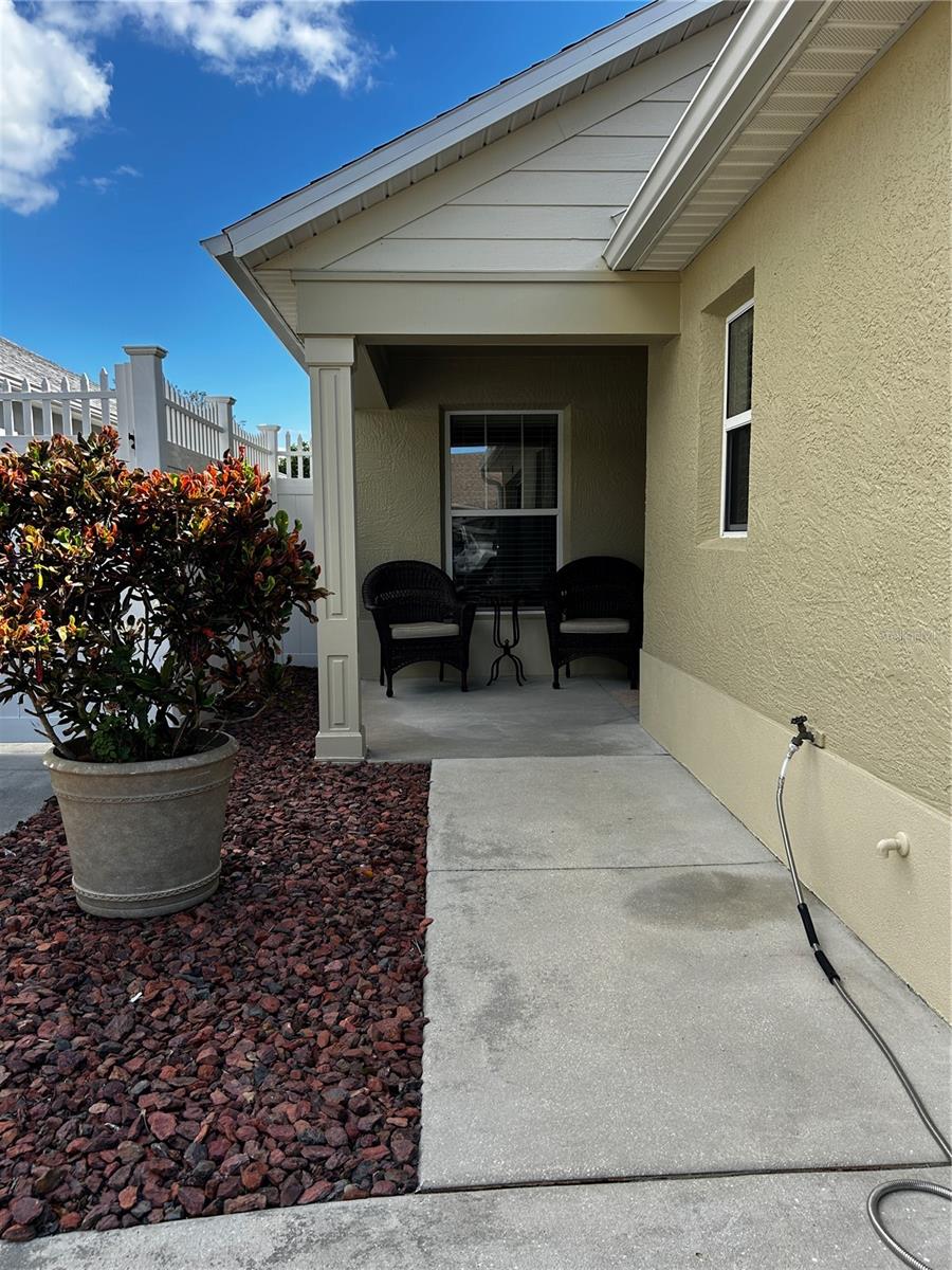 Image 2 of 40 For 1204 Flamingo Place