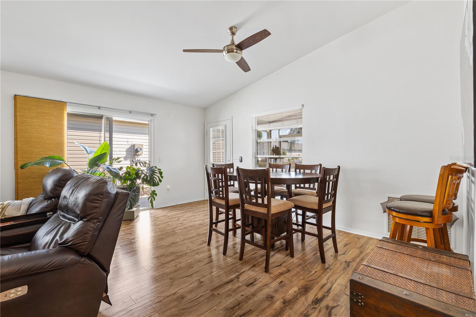 Image 11 of 30 For 17370 82nd Roslyn Court