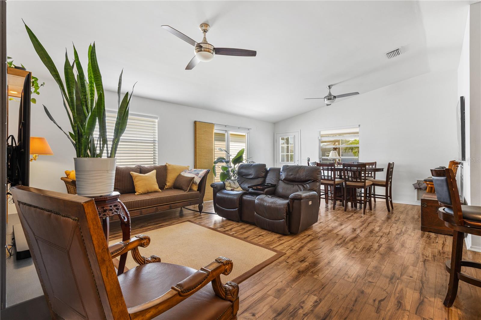 Image 14 of 30 For 17370 82nd Roslyn Court