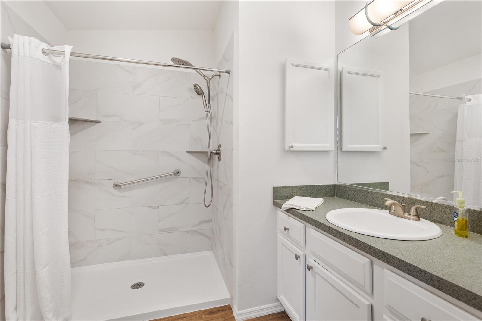 Image 17 of 30 For 17370 82nd Roslyn Court