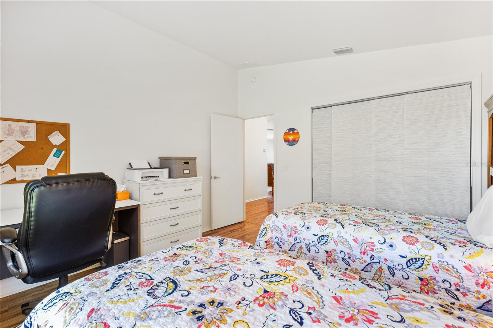 Image 19 of 30 For 17370 82nd Roslyn Court