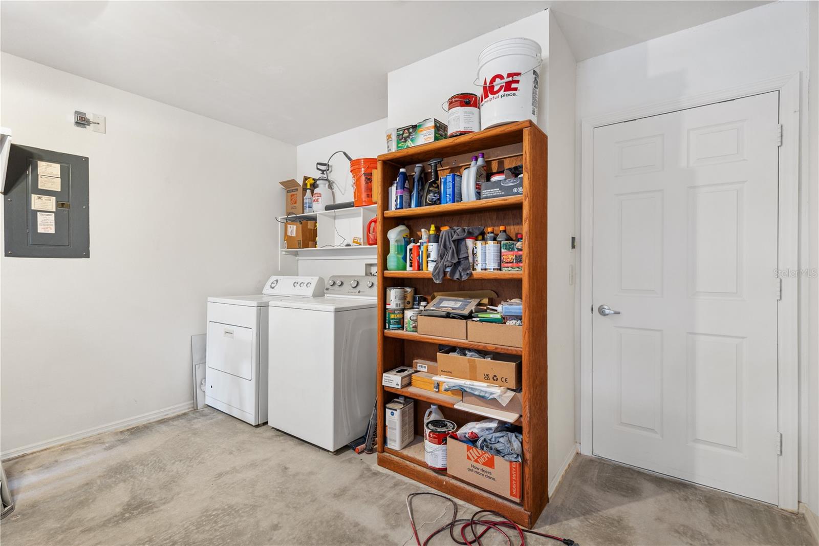 Image 21 of 30 For 17370 82nd Roslyn Court