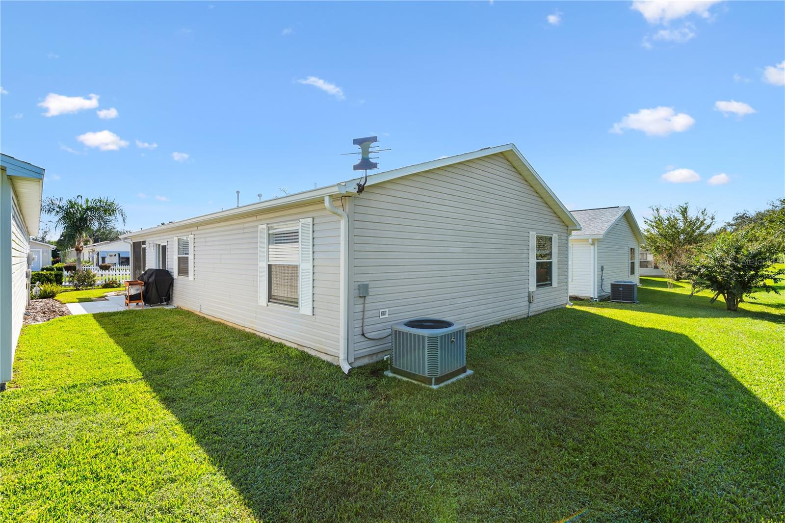 Image 23 of 30 For 17370 82nd Roslyn Court