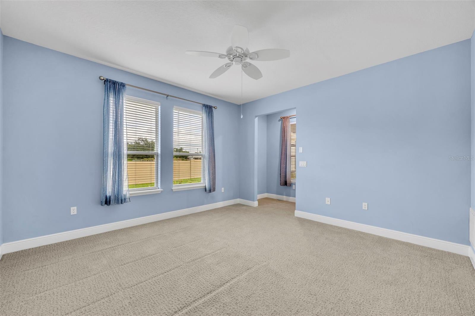 Image 27 of 73 For 134 Silver Maple Road