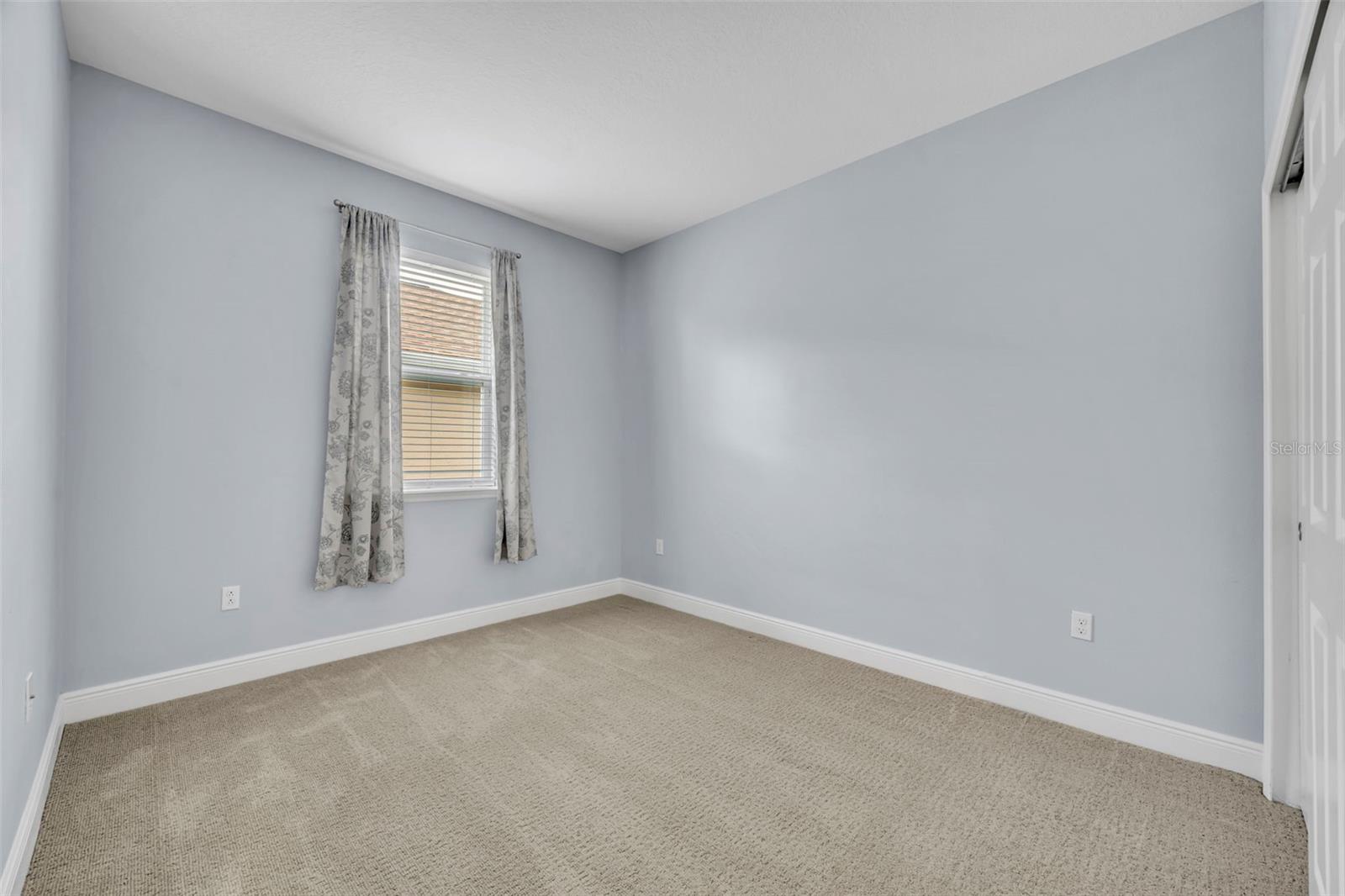 Image 31 of 73 For 134 Silver Maple Road