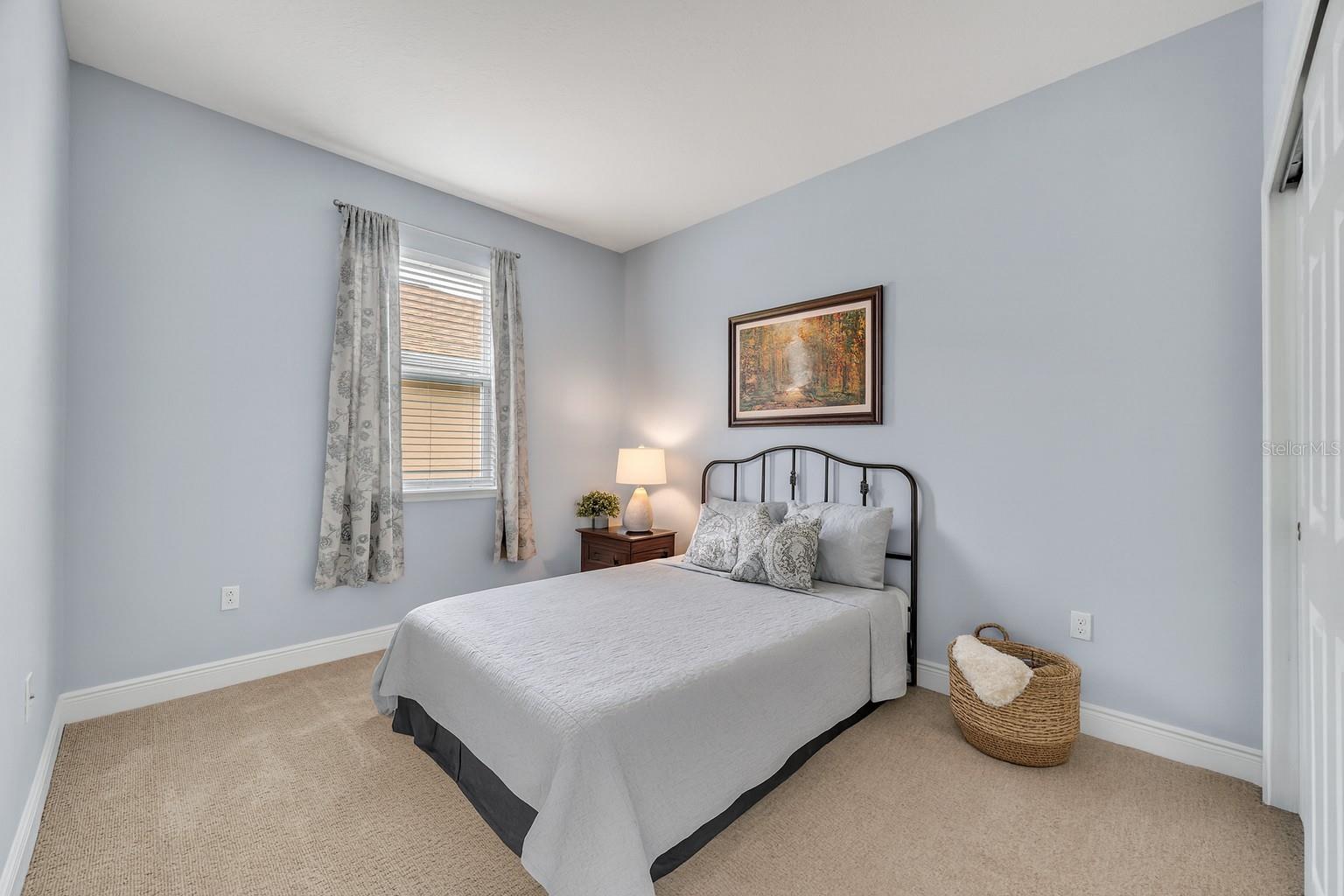 Image 32 of 73 For 134 Silver Maple Road