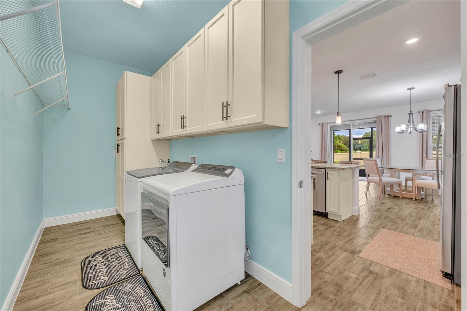 Image 34 of 73 For 134 Silver Maple Road
