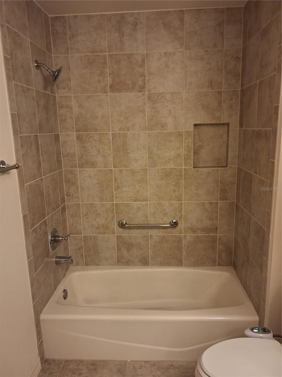 Image 23 of 43 For 16820 74 Soulliere Avenue