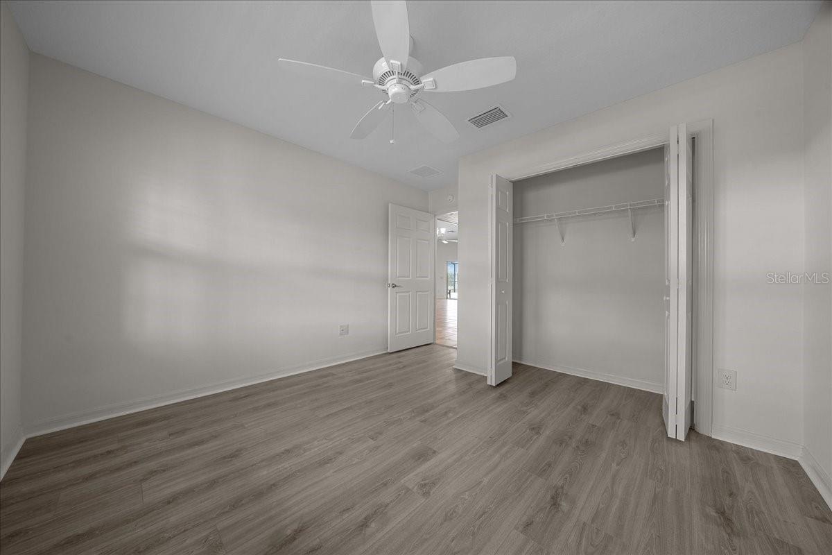 Image 18 of 55 For 11218 Hess Way