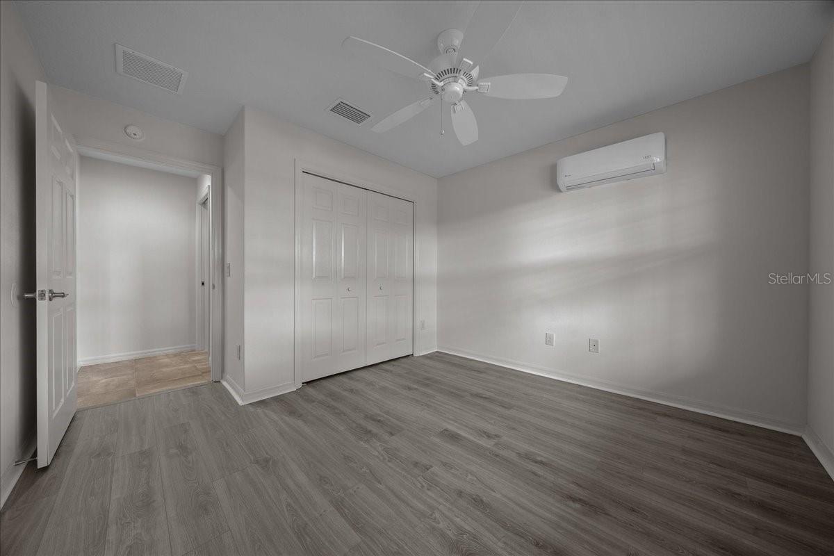 Image 19 of 55 For 11218 Hess Way