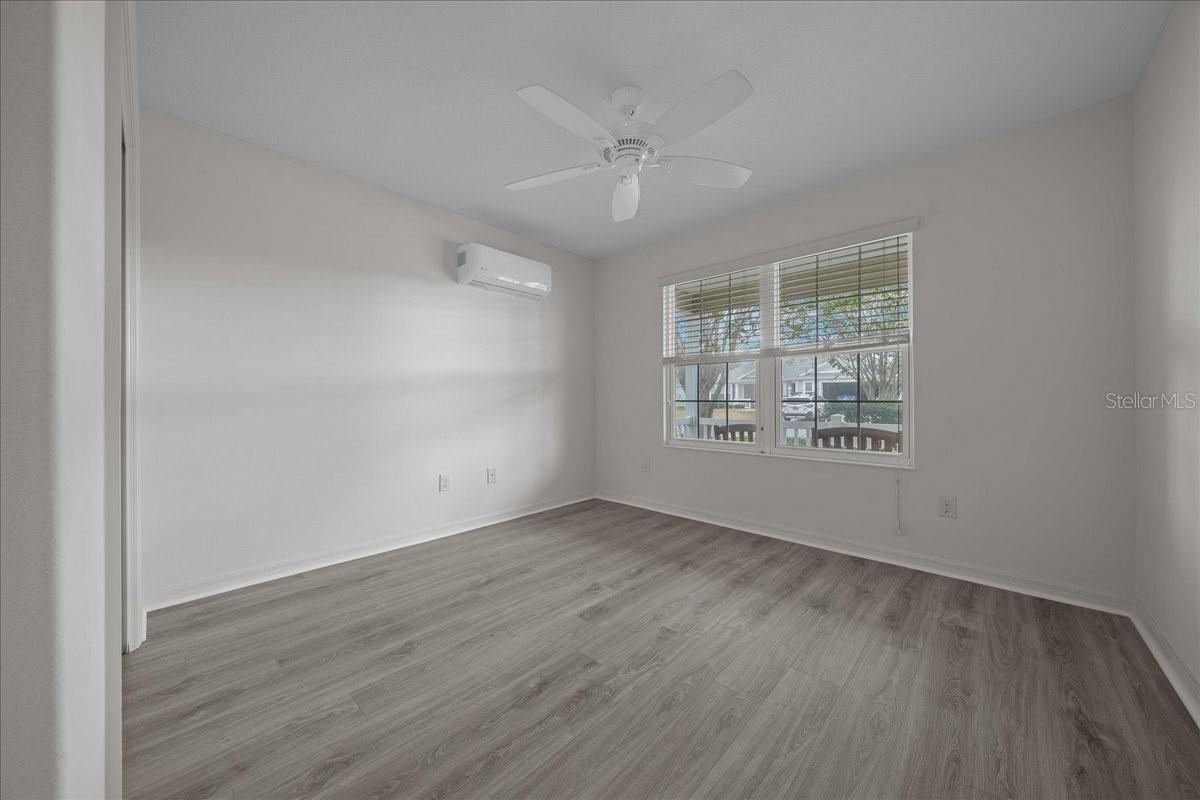 Image 20 of 55 For 11218 Hess Way