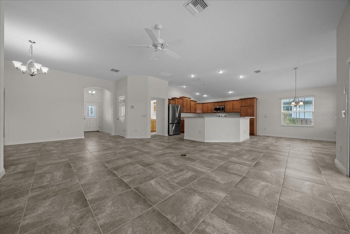 Image 8 of 55 For 11218 Hess Way