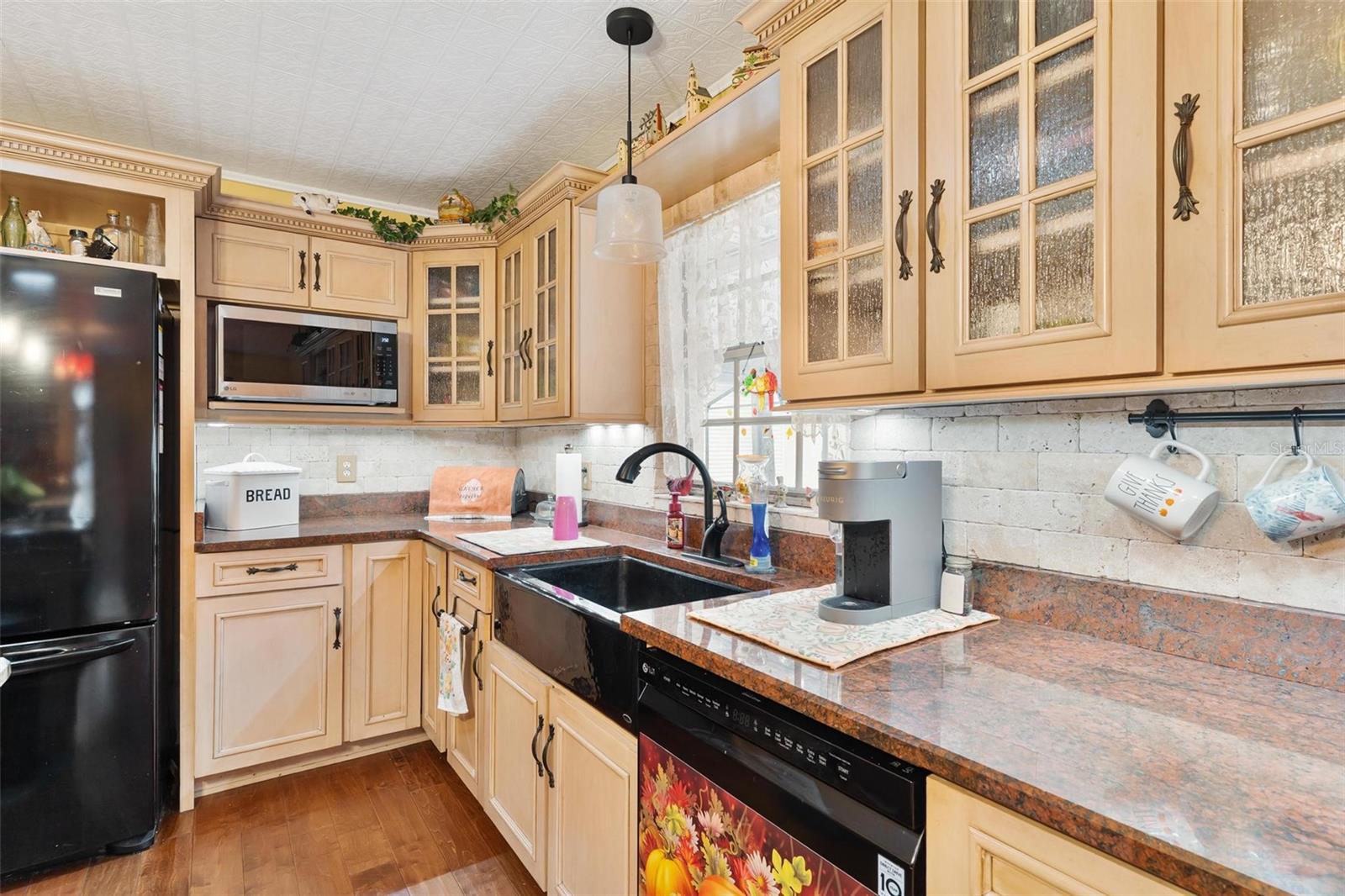 Image 12 of 42 For 712 Southern Drive