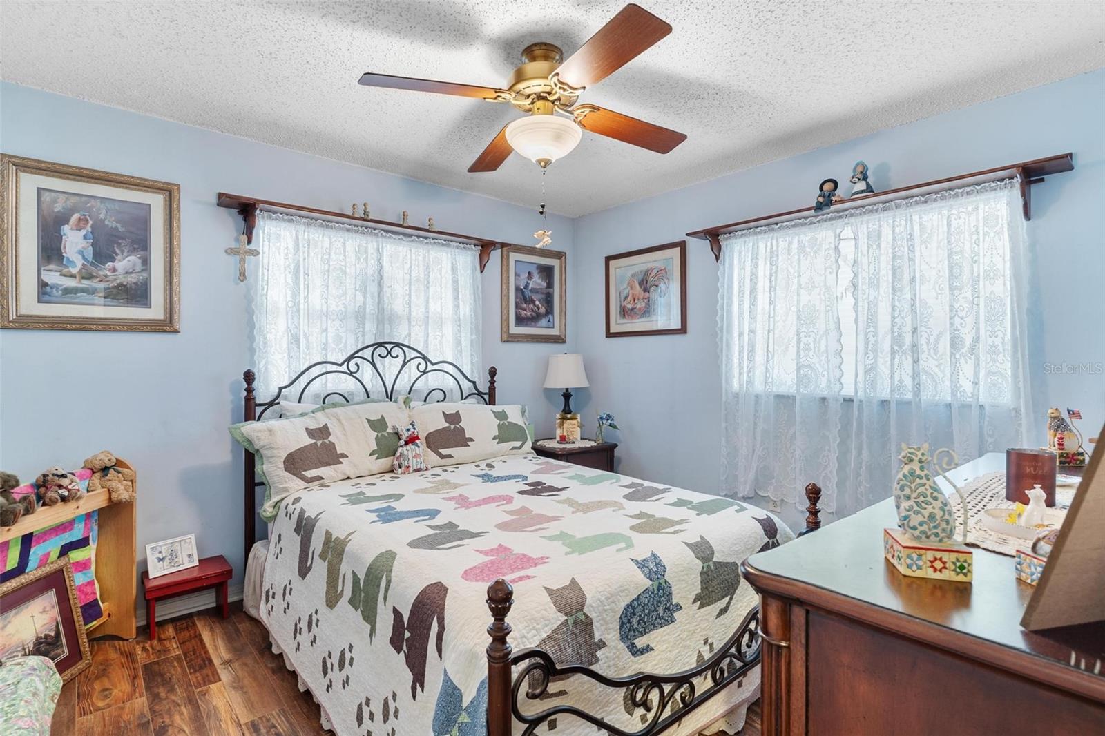 Image 21 of 42 For 712 Southern Drive