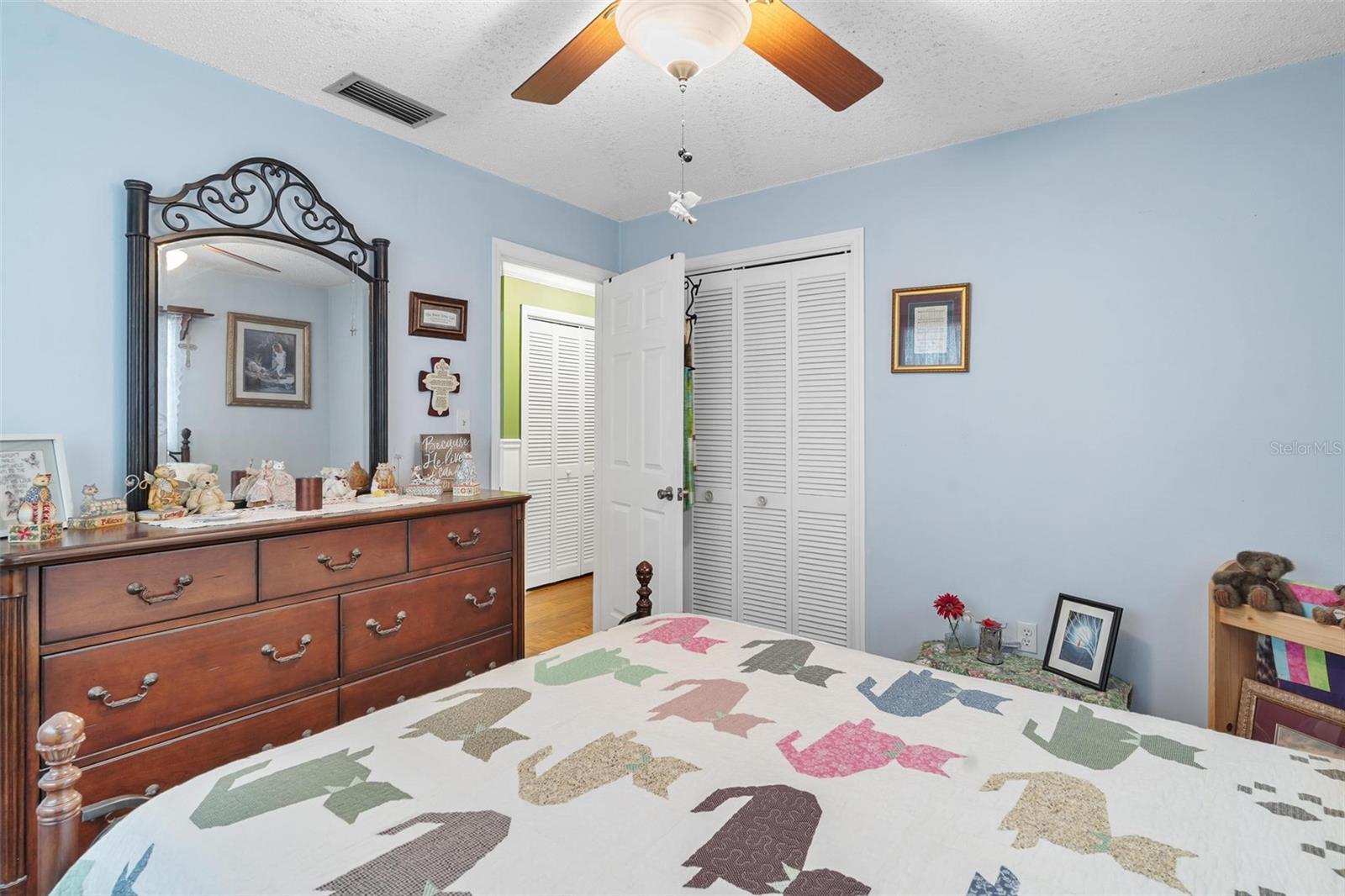 Image 22 of 42 For 712 Southern Drive