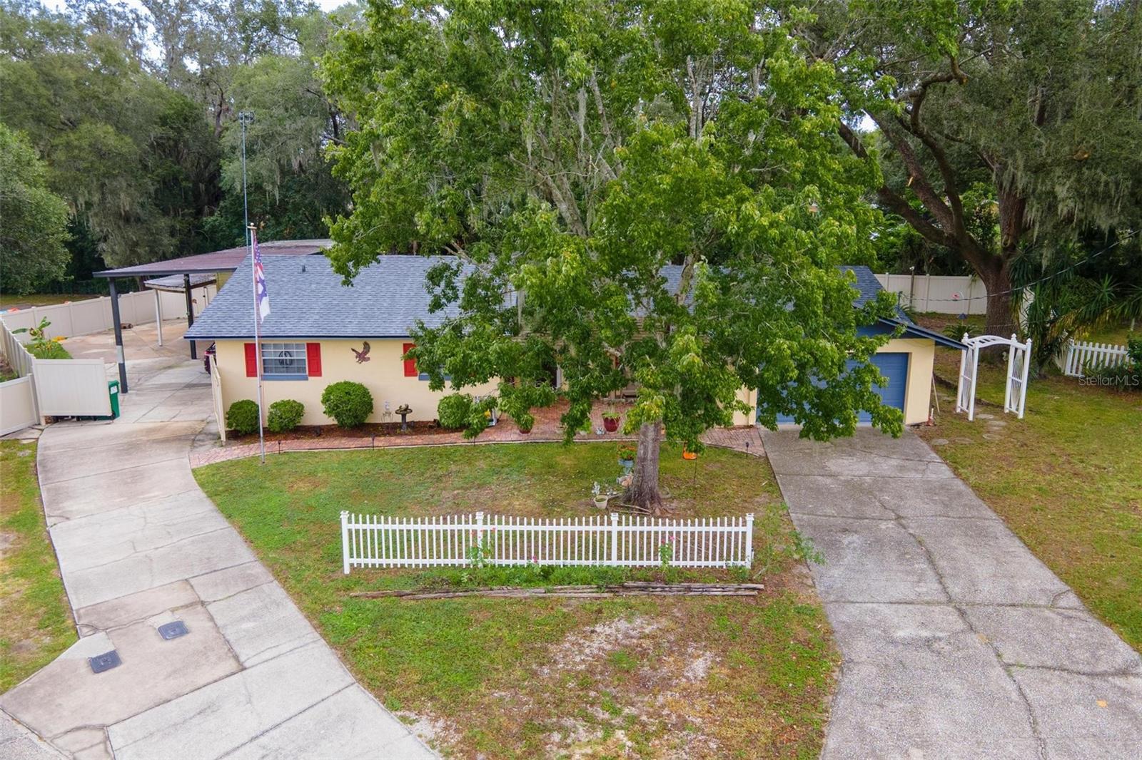 Image 3 of 42 For 712 Southern Drive