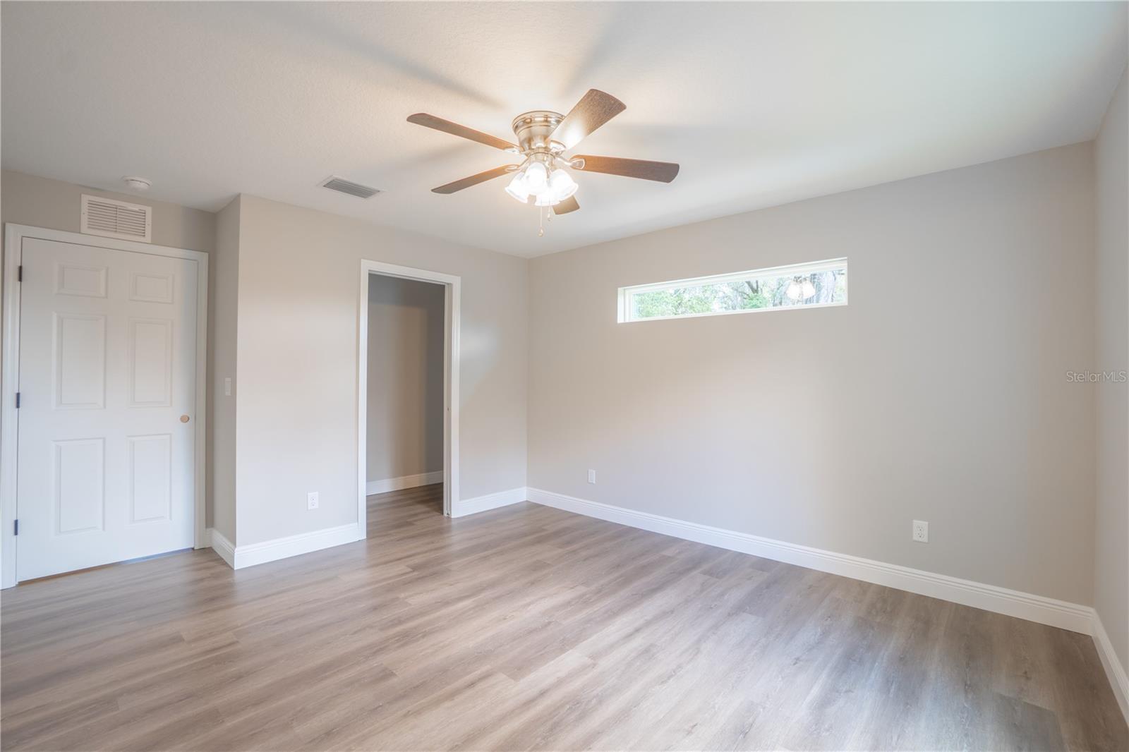 Image 10 of 20 For 500 4th Avenue